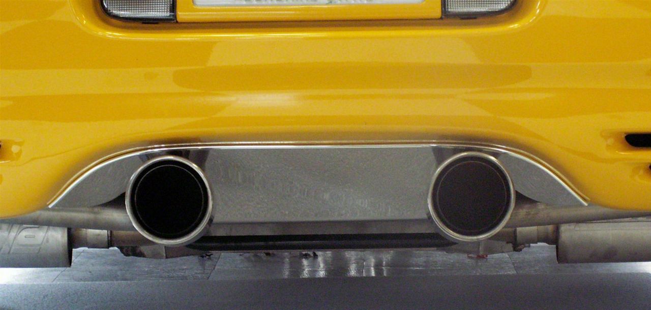 Corvette Exhaust Filler Panel for Borla Stinger Dual 4Inch Round Pipes