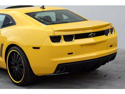 Rear Blackout Panel with Bow Tie Cutout; Carbon Fiber Look (10-13 Camaro)