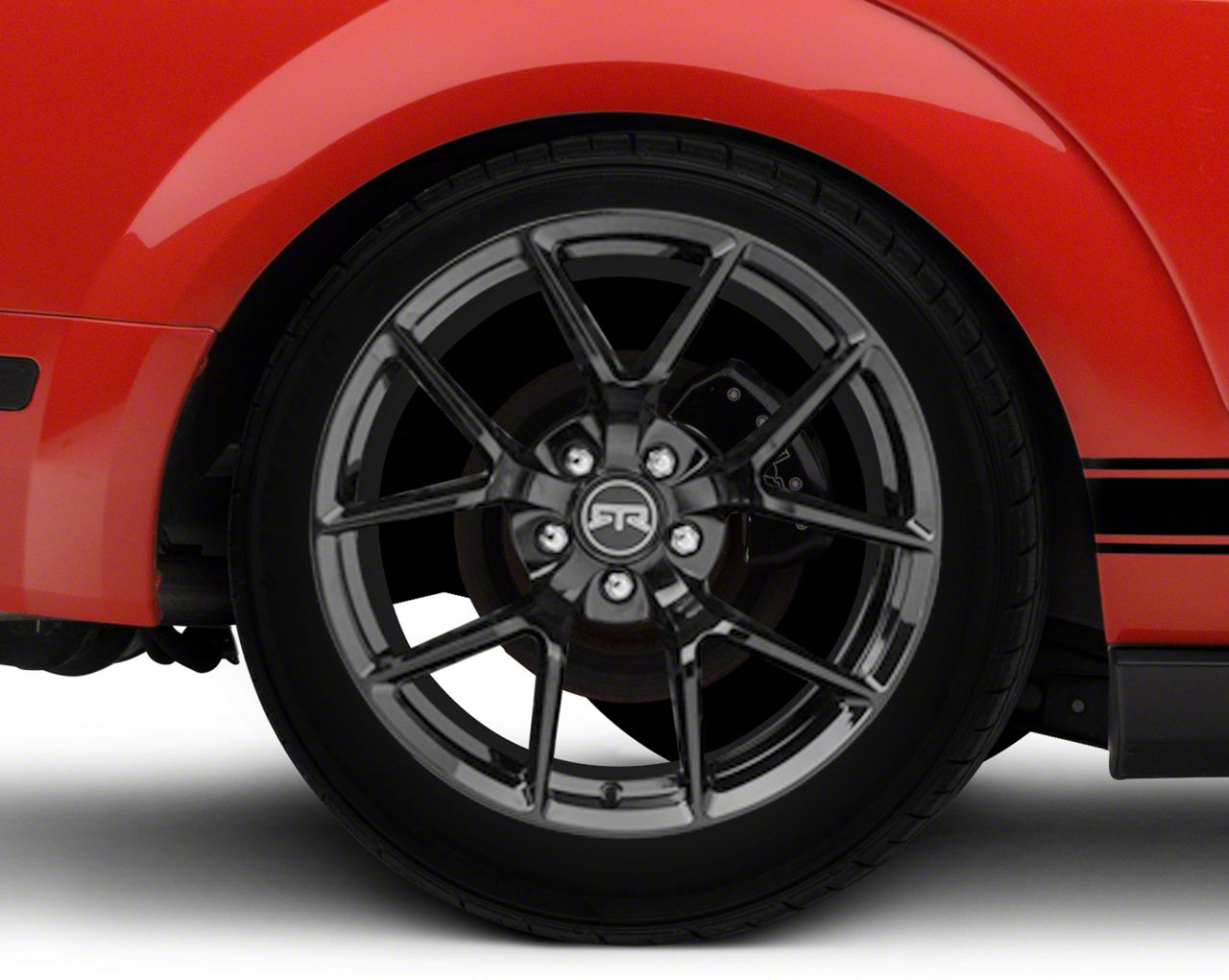 Mustang 19x9.5 RTR Tech 5 Wheel & Mickey Thompson Street
