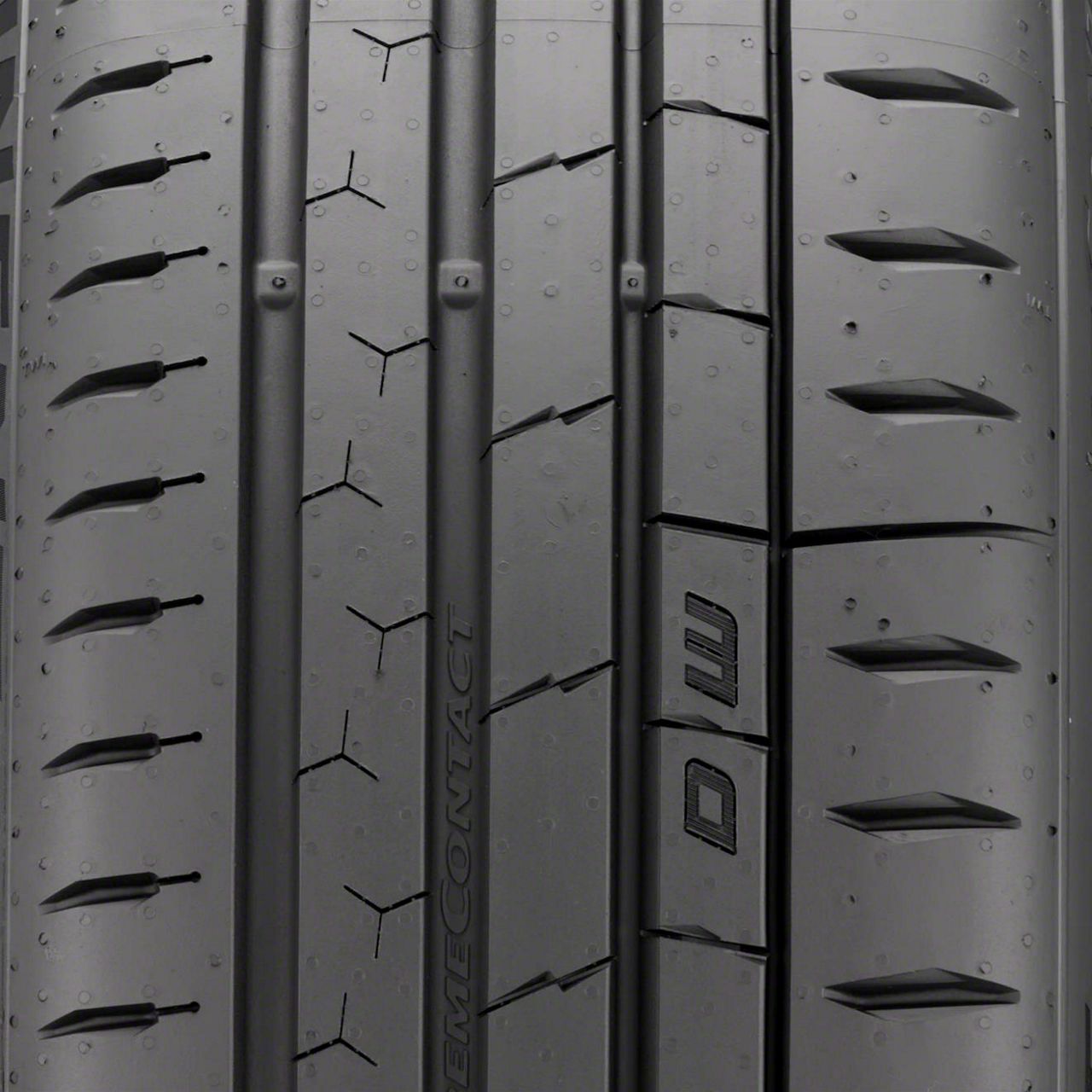 Continental Corvette ExtremeContact Sport 02 Tire 03125690000 (335