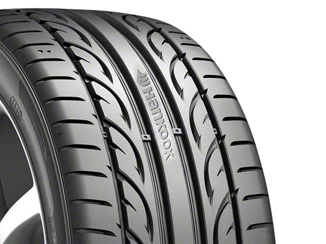 Hankook Ventus V12 EVO 2 Summer Tire (245/45R20)