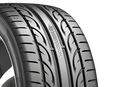 Hankook Ventus V12 EVO 2 Summer Tire (245/45R20)