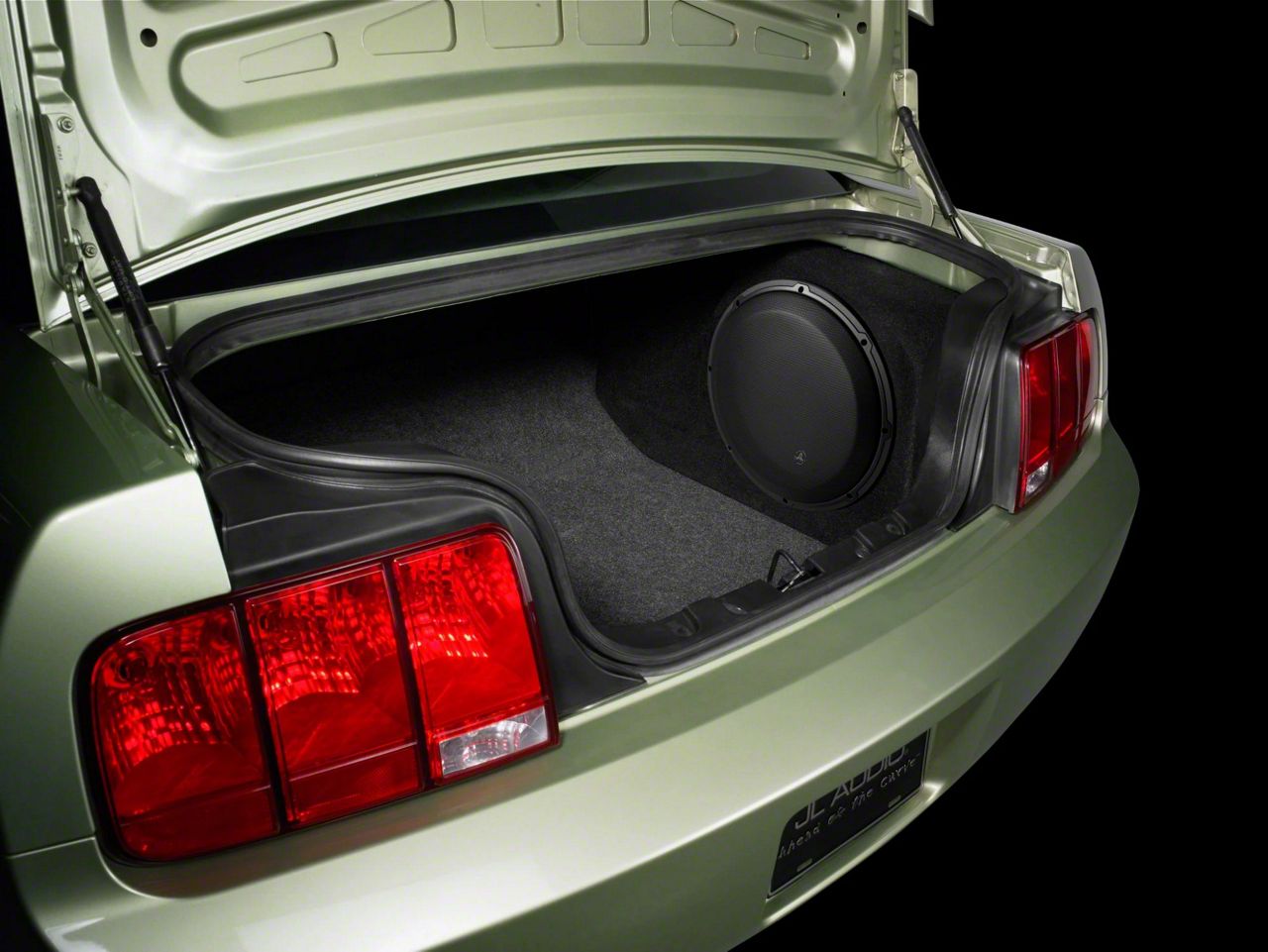 2006 mustang subwoofer sales box
