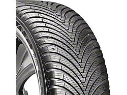 Kumho Solus HA32 All-Season Tire (205/55R17)