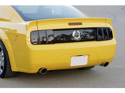 Tail Light Covers; Carbon Fiber Look (05-09 Mustang)