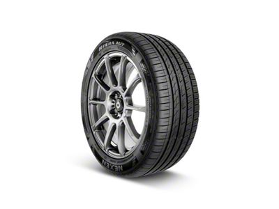 Nexen N'Fera AU7 Tire (215/45R18)