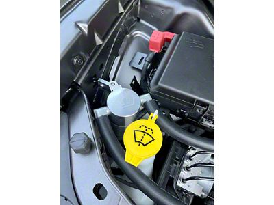 SpeedLogix Oil Catch Can with Fender Mount (11-23 6.4L HEMI Challenger w/o Shaker Hood)