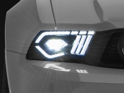 raxiom-mustang-led-projector- 